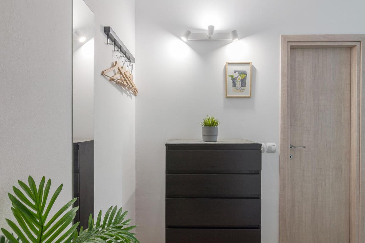 Aphrodite Apartment Athena Bagian luar foto